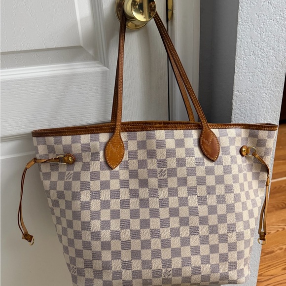 Louis Vuitton Handbags - Louis Vuitton Neverfull